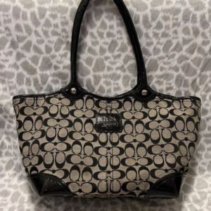 Preloved Coach Bleecker Signature tote